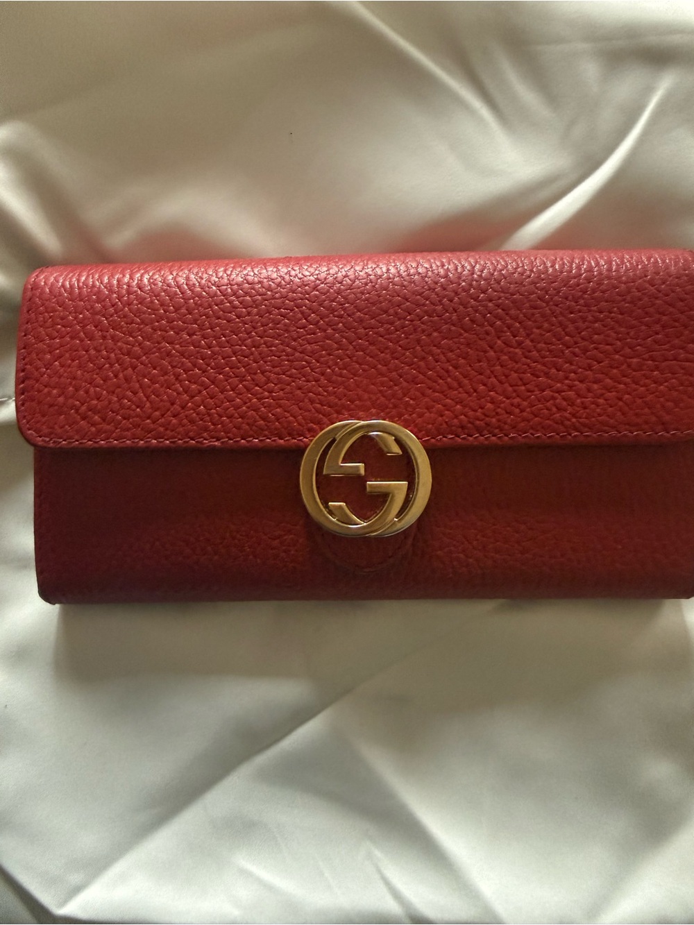 Gucci Red Pebbled Leather Wristlet with Gold GG Emblem